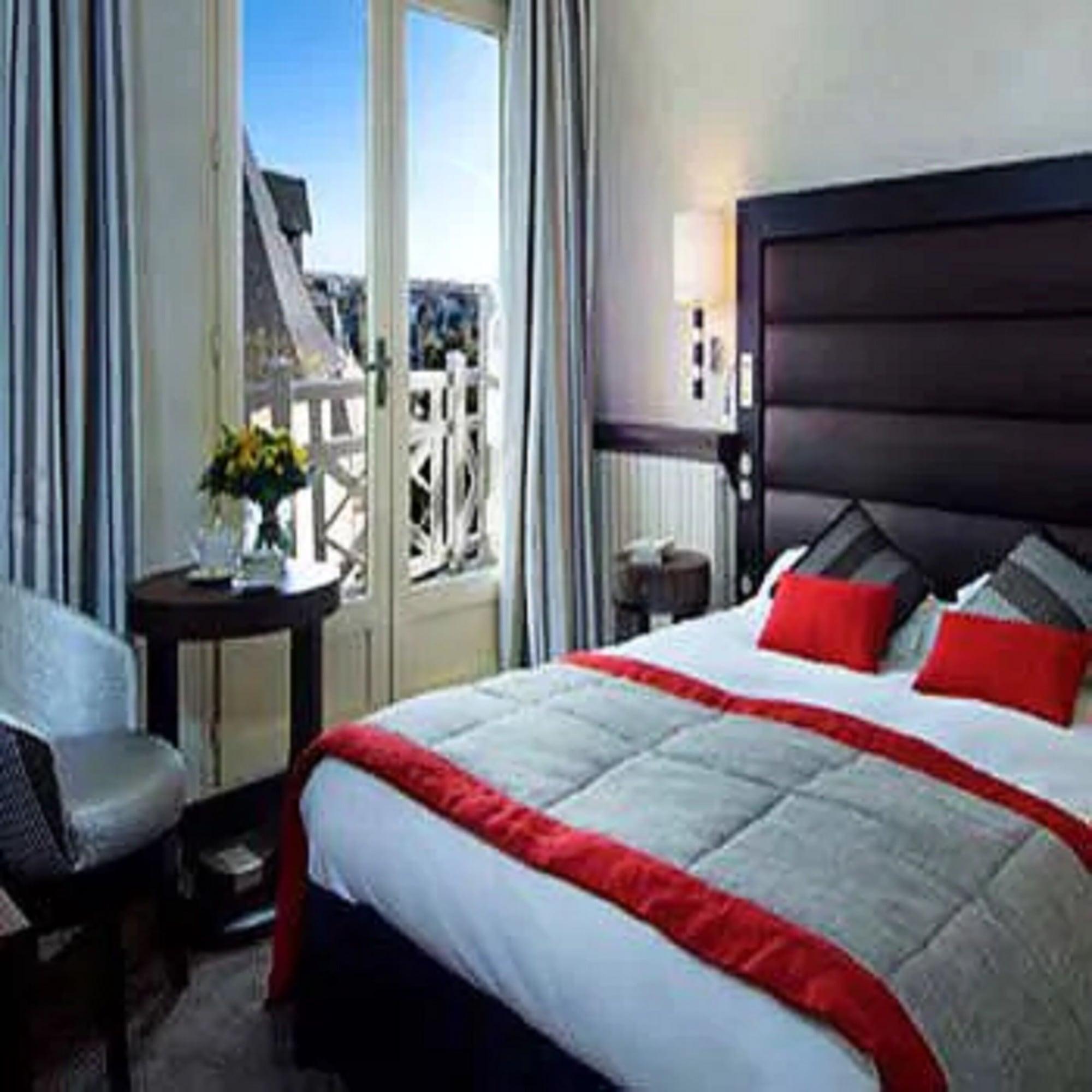 Hotel Grand Des Thermes 5*